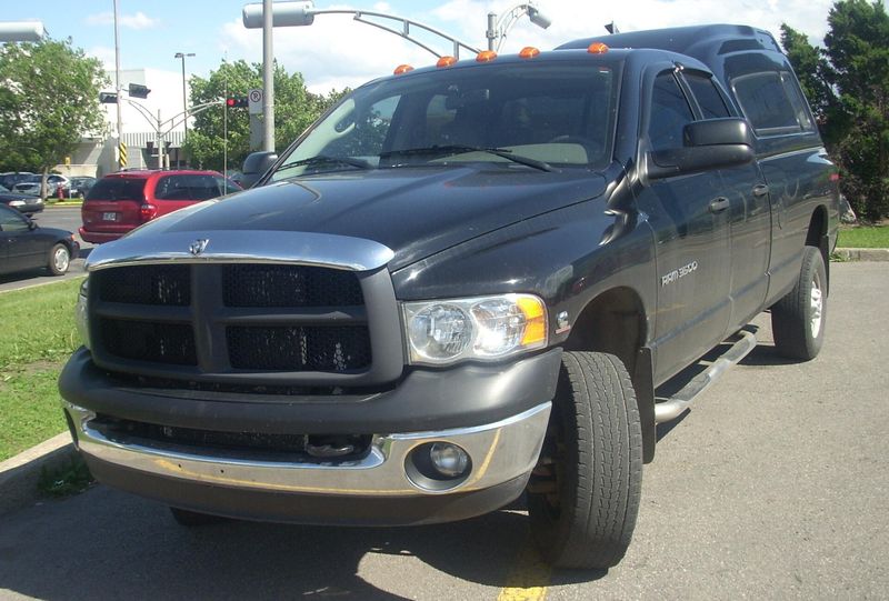 Black 2004-2005 Dodge Ram 3500 crew cab pickup